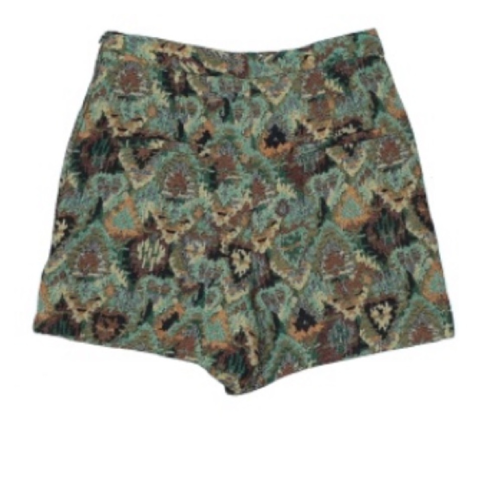 Cute dress shorts from Zara